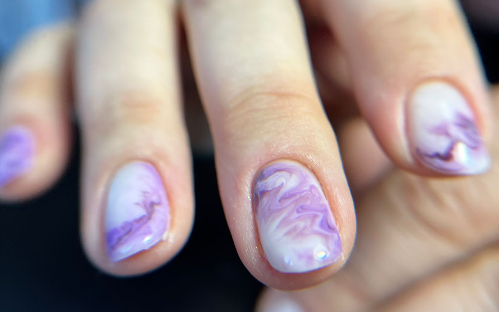 Illustration provisoire de l’Atelier de MarySara à remplacer par une vraie photo de manucure