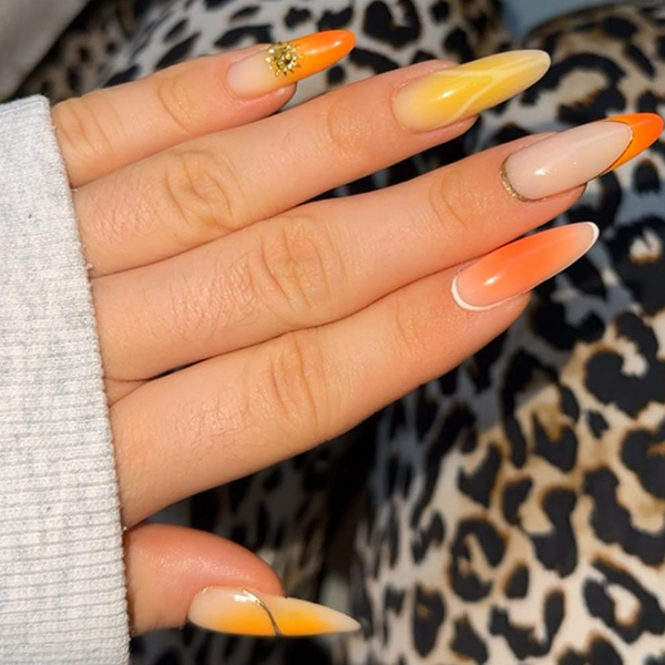 Pose gel rosée avec finition brillante à Toulon